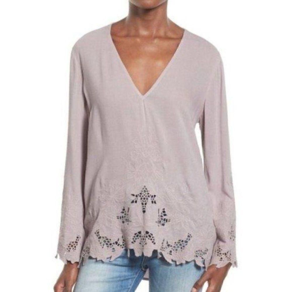 Astr Lilac Purple V Neck Long Bell Sleeve Embroidered Eyelet Top Small